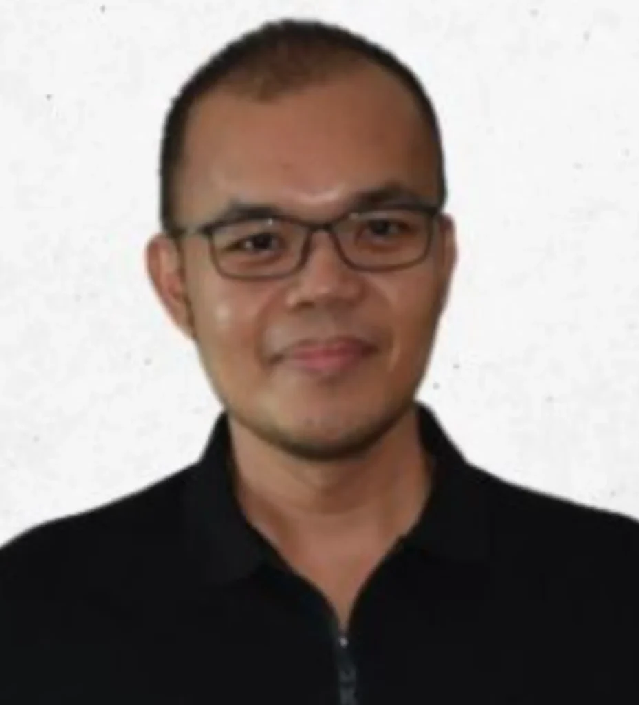 Mr. Moshe Rizal