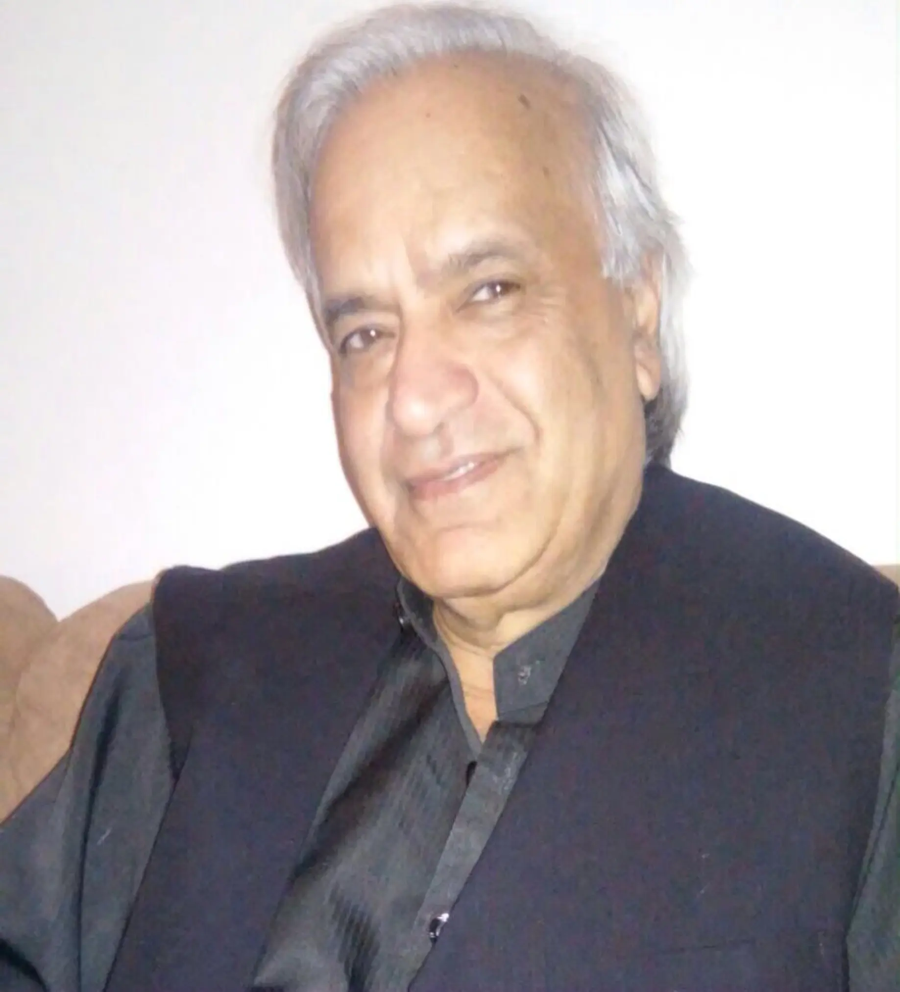 >Iltaf Mughal